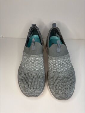 Skechers Slip-On Knit Sneakers in Light Gray with Teal Insoles